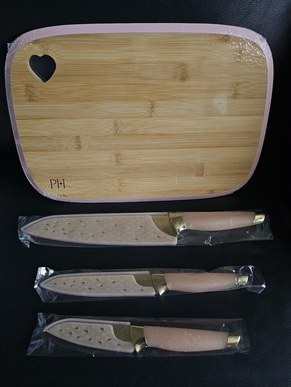 Paris Hilton Reversible Bamboo Cutting Board and 7 Piece Cutlery Set Gold Pink